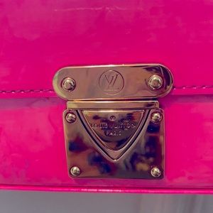 Louis Vuitton purse